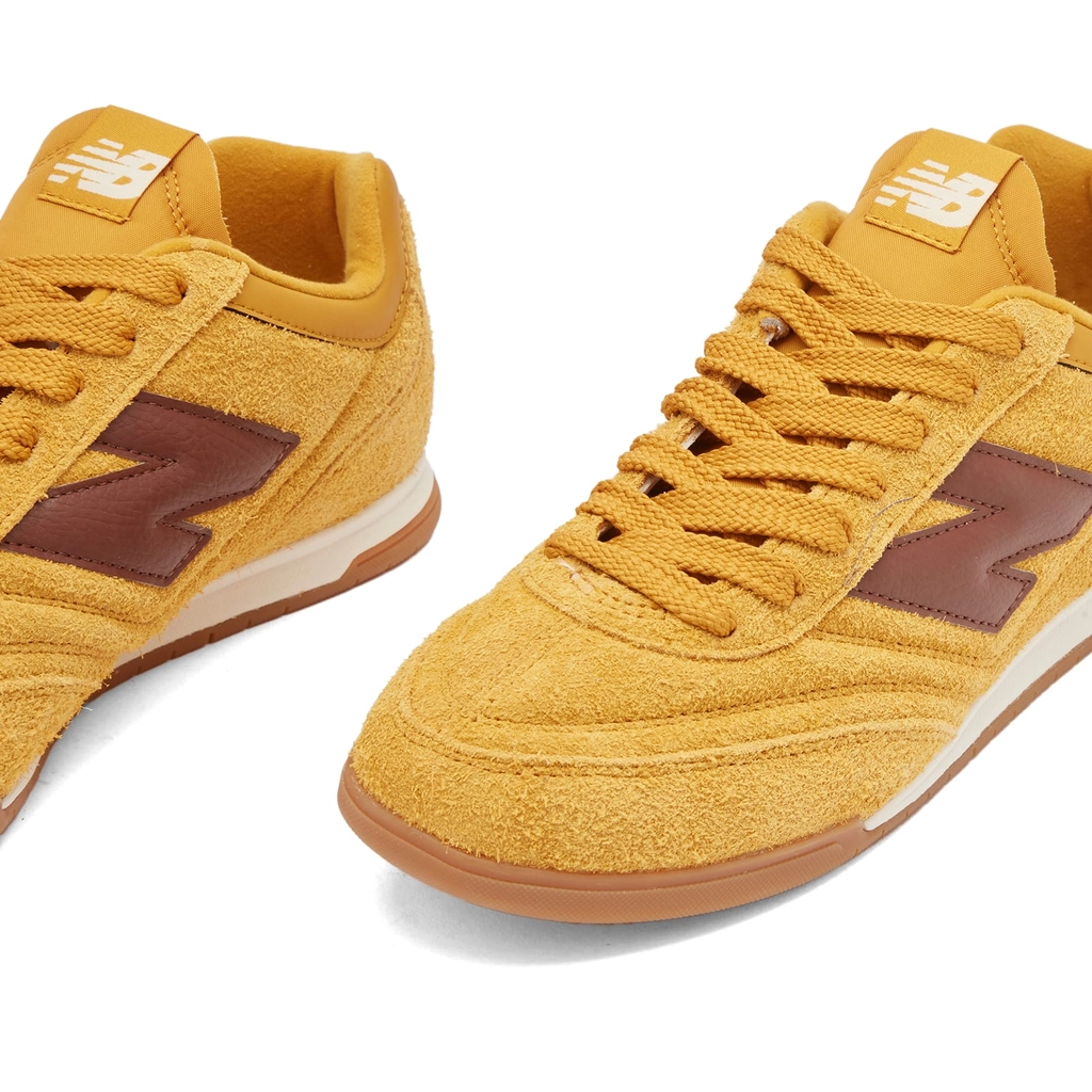 New Balance URC42HE Butterscotch